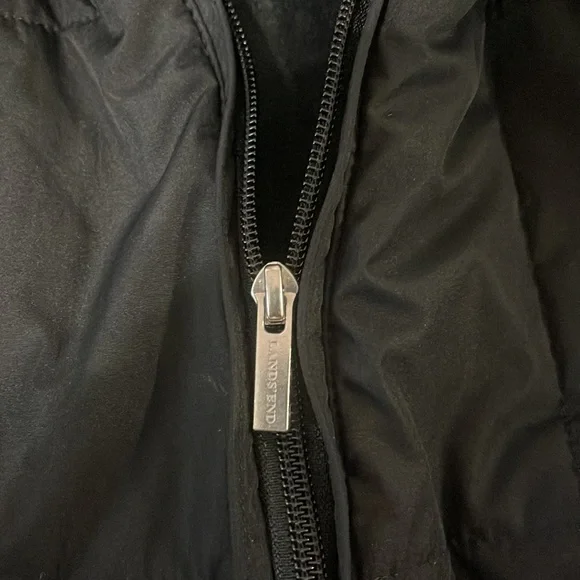 Lands’ End Puffer - Picture 6 of 13